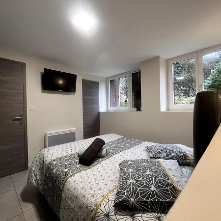 T2 With Private Garden And Parking Le Victor * Aix-les-Bains